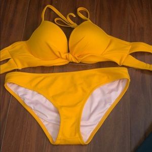 Orange shade shore bikini